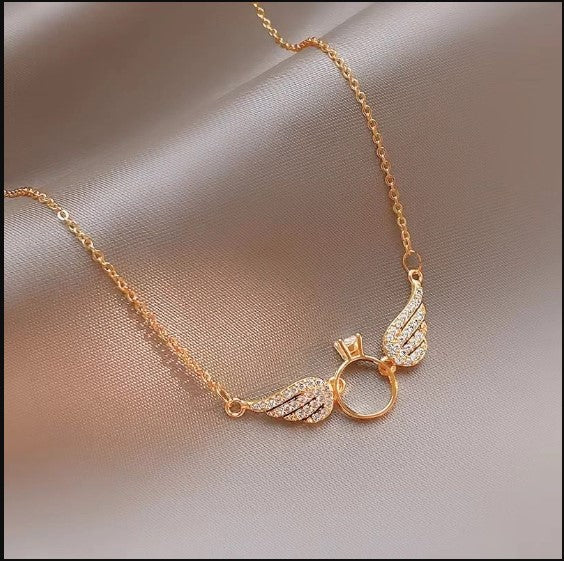 Cadena con colgante alas de angel
