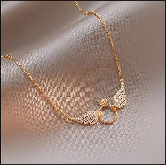 Cadena con colgante alas de angel