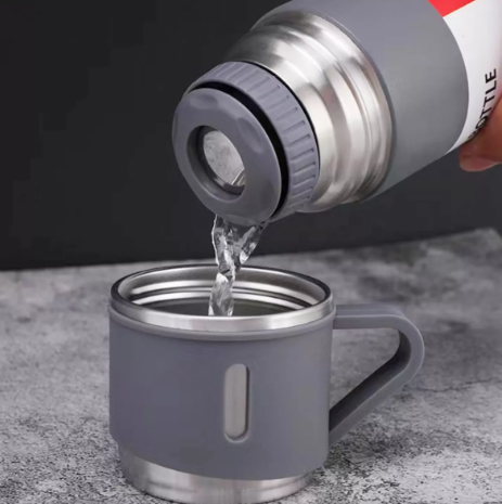 Set Termos+3 Tazas 500 Ml Caliente/Frio